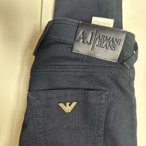 Armani exchange ( Giorgio Armani ) size 28 blue jeans